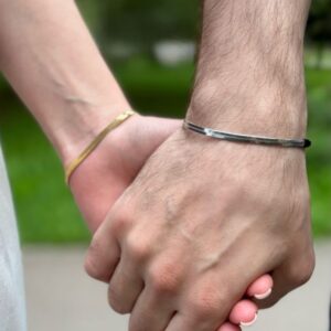 (২ পিস) এক জোড়া – High Quality Snake Bracelet for Man/Women (Gold & Silver)