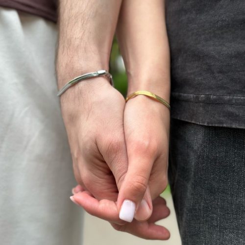 Introducing our unisex chain braceletUnisex chain bracelets to wear with your boyfriend💘Our pre (1).jpg